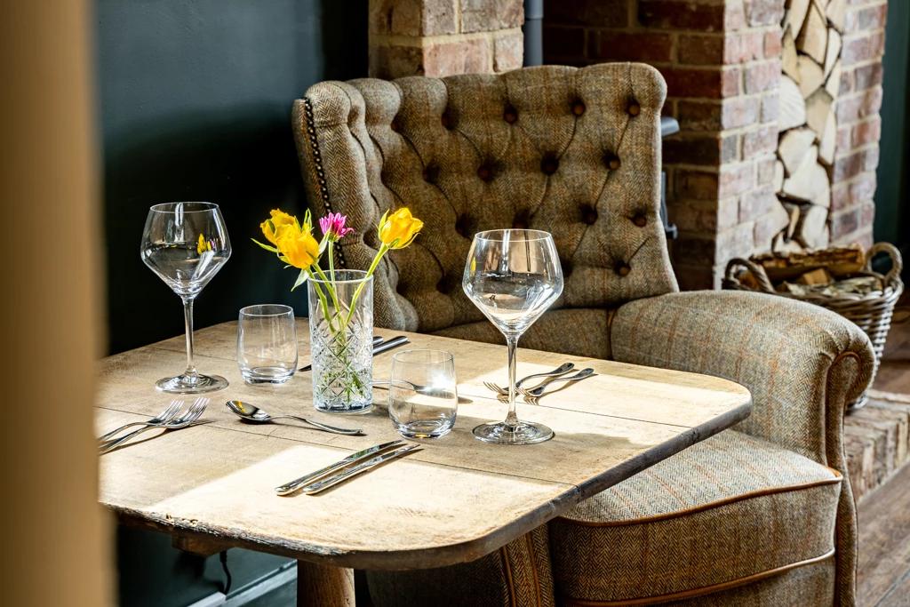 斯利福德 The Whichcote Arms酒店 外观 照片
